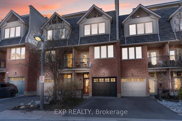 7 - 96 Nelson St, House attached with 2 bedrooms, 3 bathrooms and 2 parking in Oakville ON | Image 1