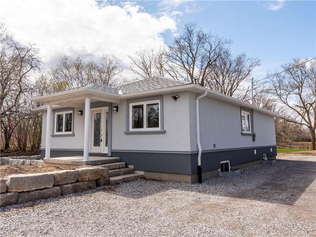 5015 #6 Highway S, House detached with 3 bedrooms, 1 bathrooms and 10 parking in Haldimand County ON | Image 1