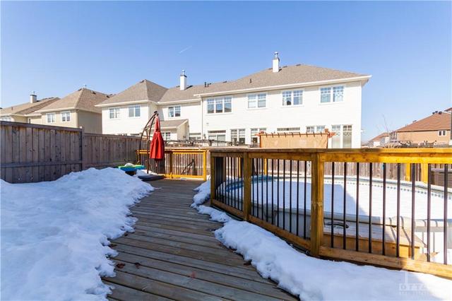 795 Hazelnut Crescent, Townhouse with 3 bedrooms, 3 bathrooms and 2 parking in Ottawa ON | Image 29
