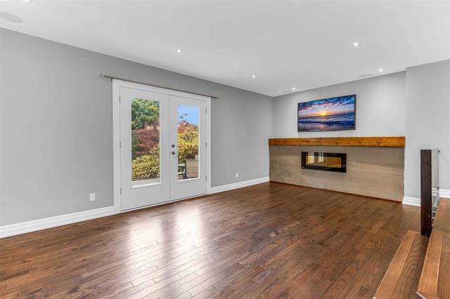 1572 Litchfield Rd, House attached with 3 bedrooms, 2 bathrooms and 4 parking in Oakville ON | Image 31