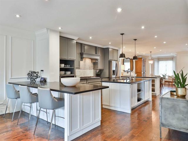 28 Astley Ave, House detached with 3 bedrooms, 4 bathrooms and 1 parking in Toronto ON | Image 4