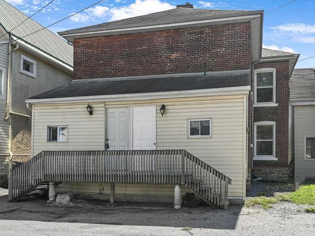 56 Pearl Street E, Home with 3 bedrooms, 2 bathrooms and 1 parking in Brockville ON | Image 26