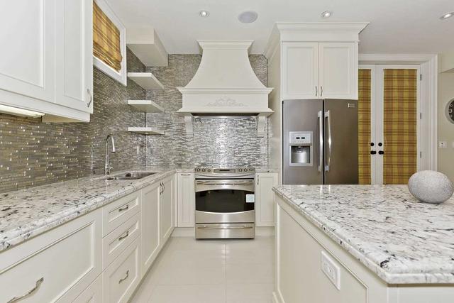 939 Silverthorn Mill Ave, House detached with 4 bedrooms, 6 bathrooms and 9 parking in Mississauga ON | Image 27