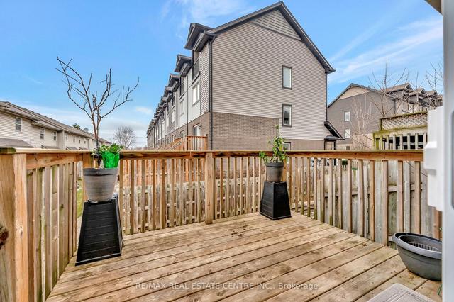 16 - 26 Poplar Dr, Townhouse with 3 bedrooms, 2 bathrooms and 1 parking in Cambridge ON | Image 19