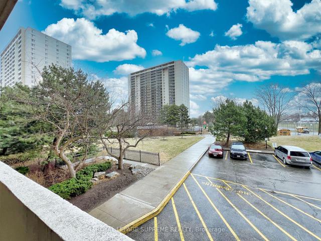205 - 299 Mill Road Rd, Condo with 3 bedrooms, 2 bathrooms and 1 parking in Toronto ON | Image 25