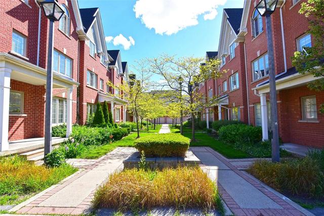 02 - 129 Tenth St, Townhouse with 3 bedrooms, 2 bathrooms and 2 parking in Toronto ON | Image 14