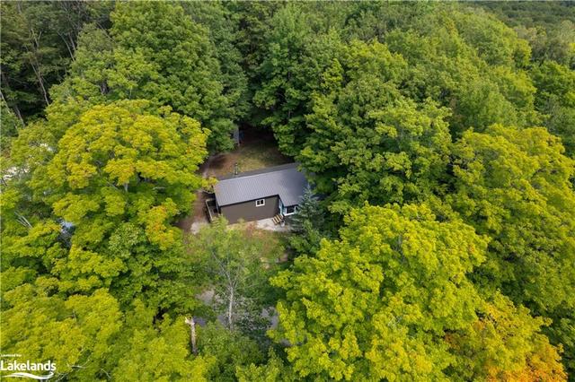 2122 Trapper's Trail Road, House detached with 2 bedrooms, 1 bathrooms and 2 parking in Dysart et al ON | Image 35