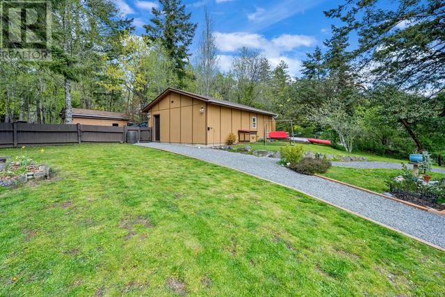 3013 Manzer Rd, House detached with 3 bedrooms, 2 bathrooms and 5 parking in Sooke BC | Image 74
