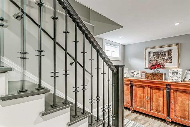 257 Randall St, House detached with 3 bedrooms, 3 bathrooms and 7 parking in Oakville ON | Image 26