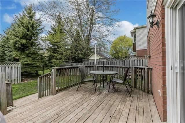 210 Kozlov St, House detached with 3 bedrooms, 2 bathrooms and 2 parking in Barrie ON | Image 20