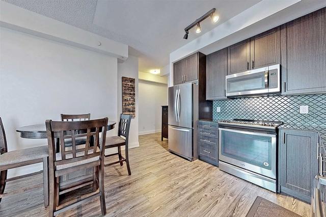 2411 - 3600 Highway 7 Rd, Condo with 2 bedrooms, 2 bathrooms and 1 parking in Vaughan ON | Image 3