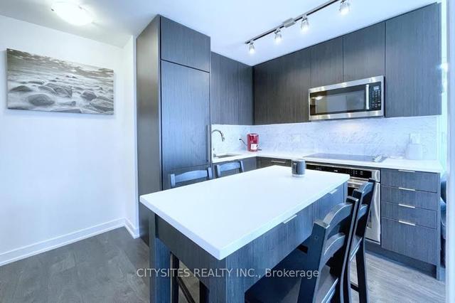 1706 - 38 Iannuzzi St N, Condo with 2 bedrooms, 2 bathrooms and 1 parking in Toronto ON | Image 4