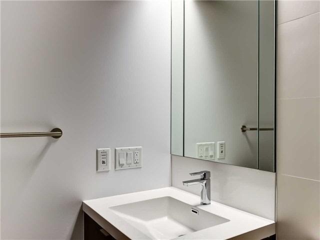 1604 - 101 Erskine Ave, Condo with 1 bedrooms, 1 bathrooms and 1 parking in Toronto ON | Image 5