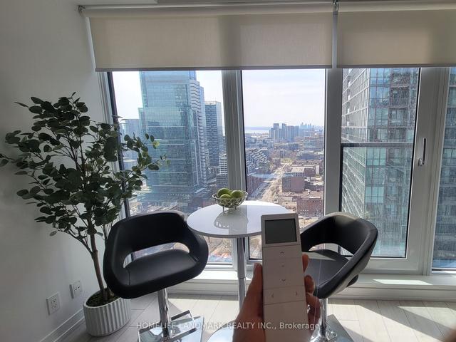 3703 - 55 Mercer St, Condo with 0 bedrooms, 1 bathrooms and 0 parking in Toronto ON | Image 6