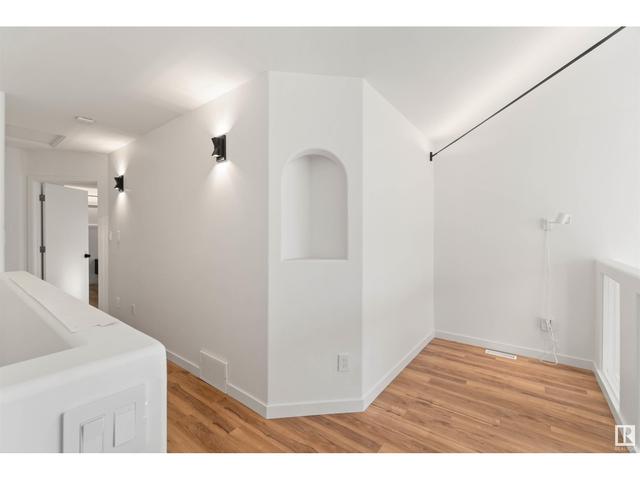 26 - 10235 111 St Nw, House attached with 2 bedrooms, 1 bathrooms and null parking in Edmonton AB | Image 20