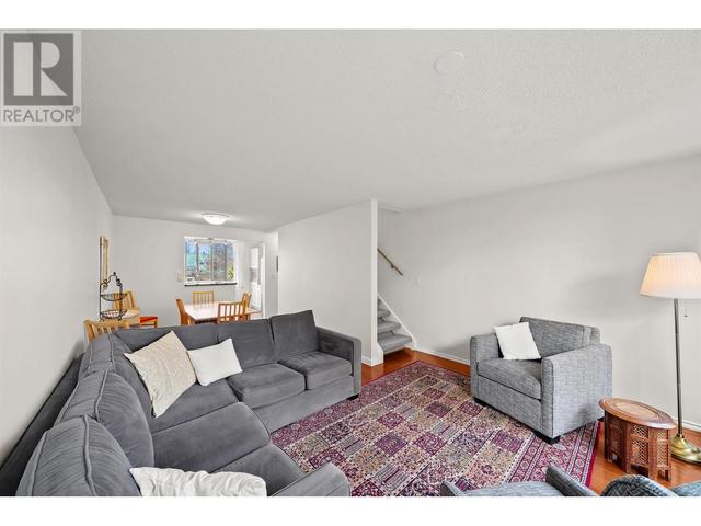305 - 673 Market Hill, House attached with 2 bedrooms, 2 bathrooms and 1 parking in Vancouver BC | Image 30