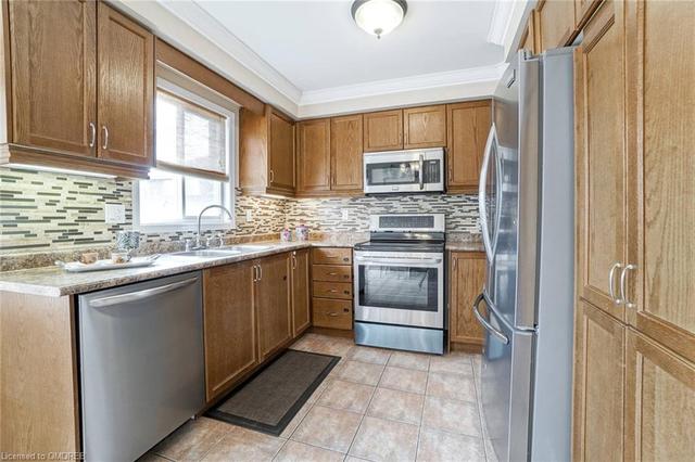 197 Andrew Hill Avenue, House semidetached with 3 bedrooms, 2 bathrooms and 4 parking in Vaughan ON | Image 12