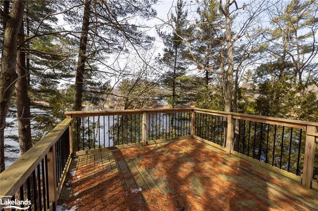 82 Louisa Street, House detached with 5 bedrooms, 3 bathrooms and 8 parking in Parry Sound ON | Image 36
