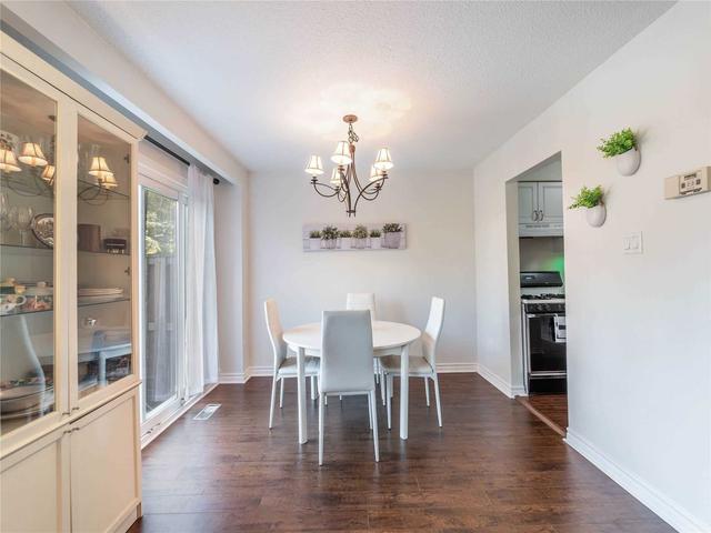 11 Yeoman's Way, Townhouse with 3 bedrooms, 2 bathrooms and 2 parking in Markham ON | Image 19