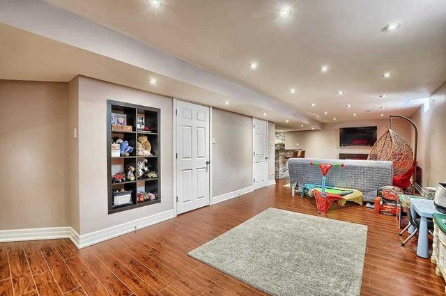 15 Lourakis St, House detached with 4 bedrooms, 5 bathrooms and 6 parking in Richmond Hill ON | Image 27
