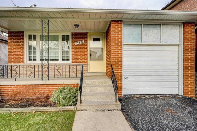246 Elmwood Ave, House detached with 3 bedrooms, 2 bathrooms and 3 parking in Toronto ON | Image 34