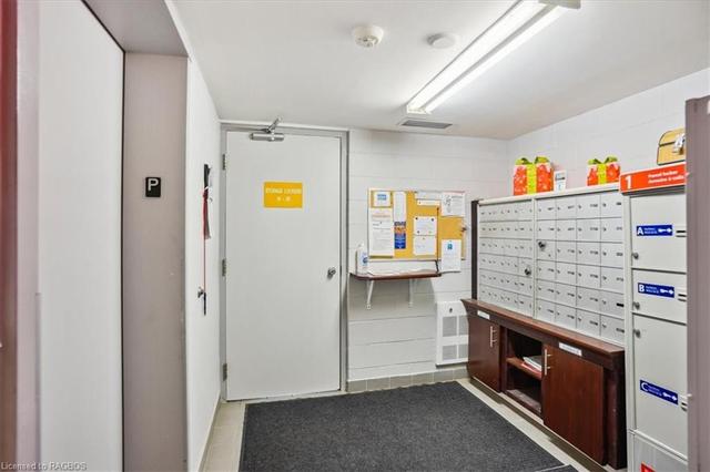 Mail Room | Image 29
