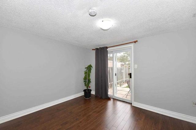 73 Moregate Cres, Townhouse with 3 bedrooms, 3 bathrooms and 2 parking in Brampton ON | Image 14