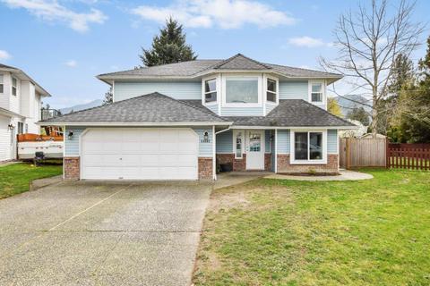 44662 Connaught Place, House detached with 4 bedrooms, 3 bathrooms and null parking in Chilliwack BC | Card Image