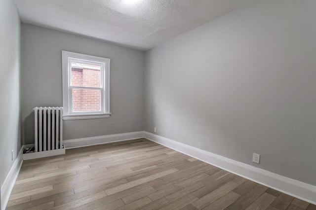 upper - 233 Jane St, House other with 2 bedrooms, 1 bathrooms and 1 parking in Toronto ON | Image 11