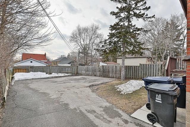 1168 Warden Ave, House detached with 3 bedrooms, 2 bathrooms and 6 parking in Toronto ON | Image 15