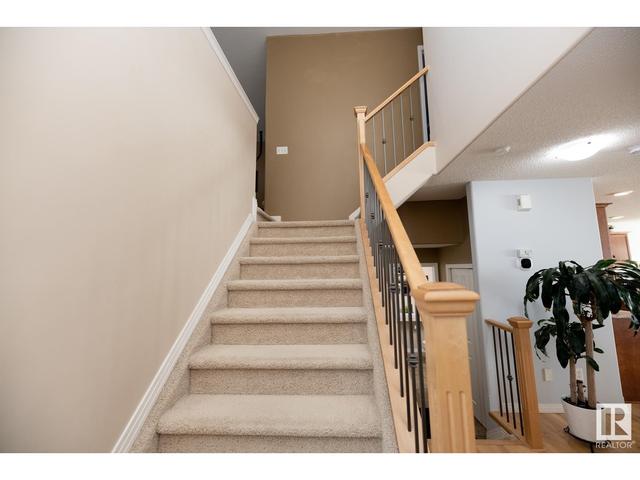 643 61 St Sw, House detached with 3 bedrooms, 2 bathrooms and 4 parking in Edmonton AB | Image 5