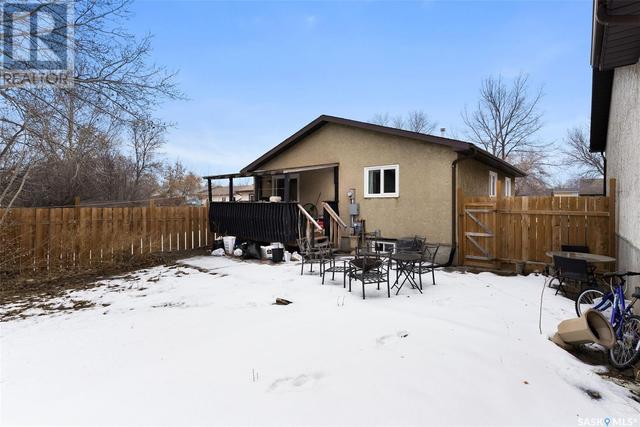 742 Vanier Drive N, House detached with 4 bedrooms, 2 bathrooms and null parking in Regina SK | Image 28