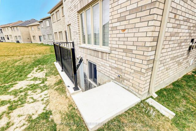 bsmt - 9 Mac Campbell Way, House detached with 3 bedrooms, 2 bathrooms and 2 parking in Bradford West Gwillimbury ON | Image 8