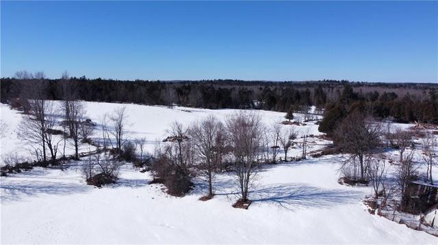 2859 8th Concession C Road, House detached with 4 bedrooms, 2 bathrooms and 20 parking in Lanark Highlands ON | Image 29