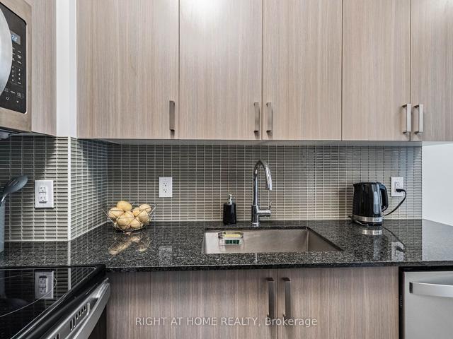 216 - 1603 Eglinton Ave W, Condo with 2 bedrooms, 2 bathrooms and 1 parking in Toronto ON | Image 25