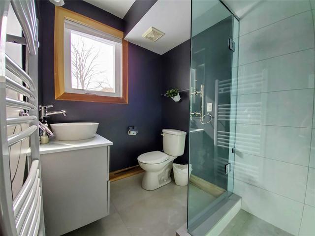 47 Harlandale Ave, House detached with 2 bedrooms, 4 bathrooms and 5 parking in Toronto ON | Image 6