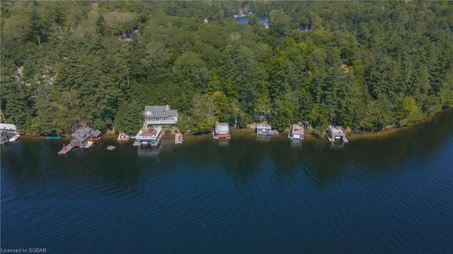 1040 Oak Street, House detached with 3 bedrooms, 1 bathrooms and 4 parking in Muskoka Lakes ON | Image 5