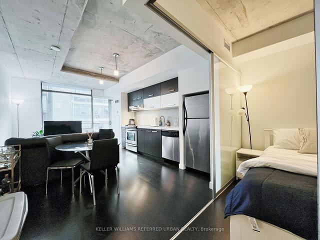 421 - 55 Stewart St, Condo with 1 bedrooms, 1 bathrooms and 0 parking in Toronto ON | Image 2