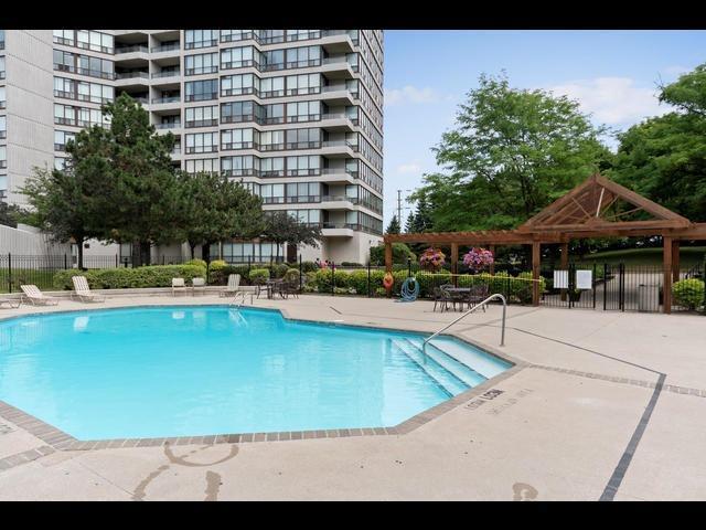 1001 - 10 Laurelcrest St, Condo with 2 bedrooms, 2 bathrooms and 2 parking in Brampton ON | Image 20