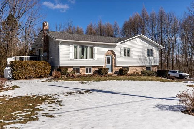 702851 Sideroad 5, House detached with 4 bedrooms, 2 bathrooms and 6 parking in Chatsworth ON | Image 23