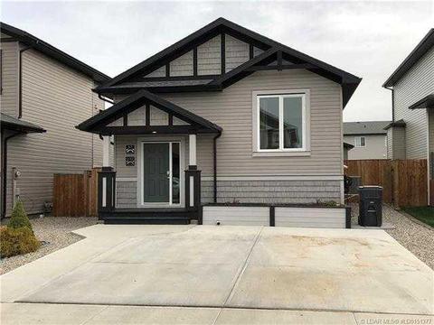 47 Alma Isobell Hodder Crescent N, House detached with 4 bedrooms, 2 bathrooms and 5 parking in Lethbridge AB | Card Image
