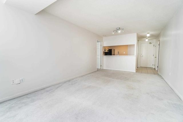 1102 - 101 Subway Cres, Condo with 2 bedrooms, 2 bathrooms and 1 parking in Toronto ON | Image 32