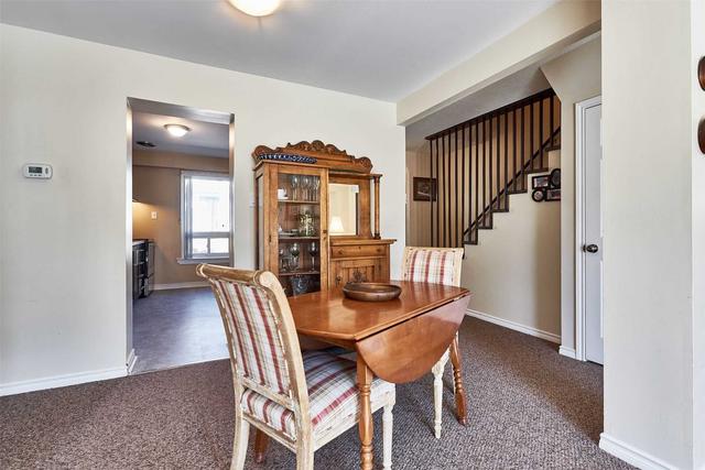 38 Harridine Lane, Townhouse with 3 bedrooms, 2 bathrooms and 2 parking in Ajax ON | Image 3