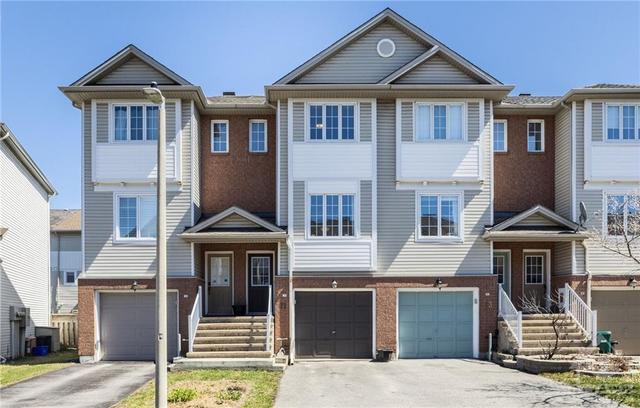 11 Yorkville Street, Townhouse with 2 bedrooms, 2 bathrooms and 2 parking in Ottawa ON | Image 1