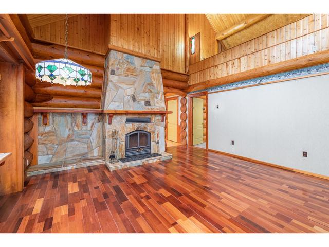 2197 Highway 3, House detached with 2 bedrooms, 2 bathrooms and 4 parking in Central Kootenay C BC | Image 6