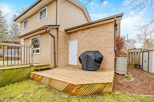 10 Adams Crt, House detached with 3 bedrooms, 3 bathrooms and 3 parking in Halton Hills ON | Image 19
