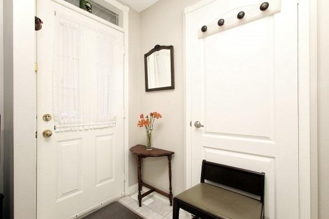 304 Grandview Way, Townhouse with 1 bedrooms, 2 bathrooms and 1 parking in Toronto ON | Image 2