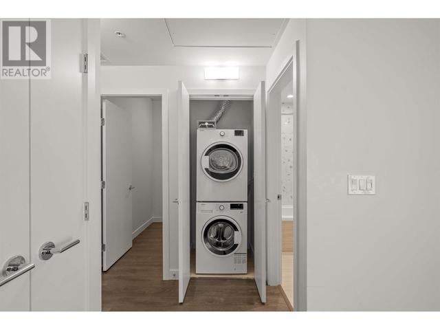 3904 - 567 Clarke Road, Condo with 2 bedrooms, 2 bathrooms and 1 parking in Coquitlam BC | Image 15