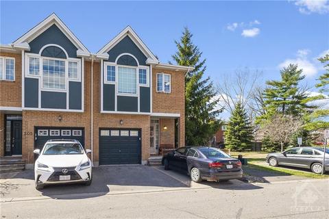 207 Freedom Private, Townhouse with 3 bedrooms, 3 bathrooms and 2 parking in Ottawa ON | Card Image
