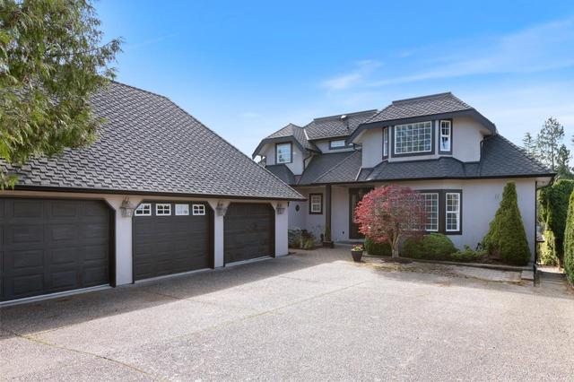 13407 Marine Drive, House detached with 8 bedrooms, 5 bathrooms and 12 parking in Surrey BC | Image 1